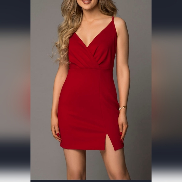 Red Criss Cross Split Bodycon - Picture 2 of 7